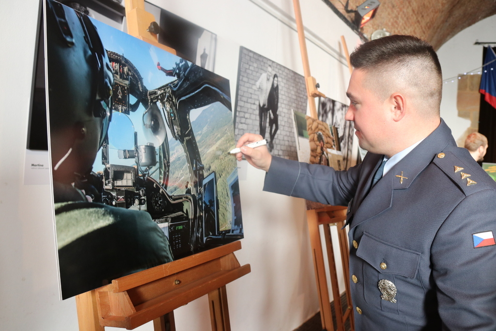 Třetí místo obsadil npor. Mattia Bernardini.