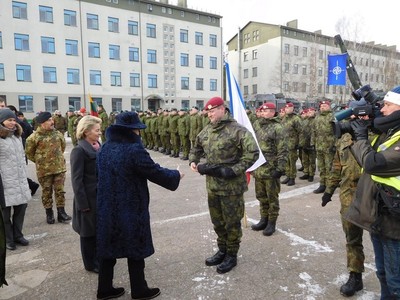 Prezidentka Dalia Grybauskaitė a velitel kapitán Miroslav Maixner