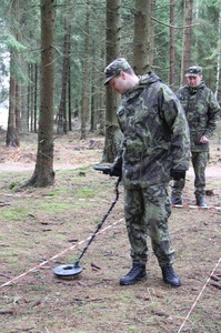 Pro provedení očisty zrušeného vojenského újezdu Brdy vojáci 15. ženijního pluku využili kombinaci povrchového sběru munice a hloubkový pyrotechnický průzkum.