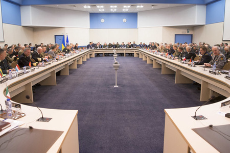 Generál Bečvář jednal se svými aliančními protějšky v Bruselu o vojenských prioritách