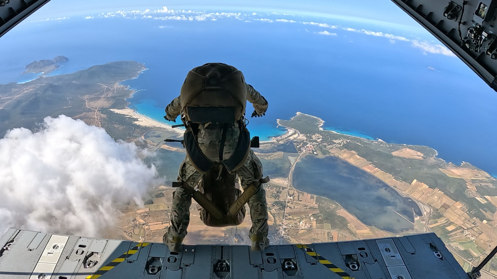 Čeští průzkumáci se zúčastnili cvičení NATO Noble Jump na Sardinii