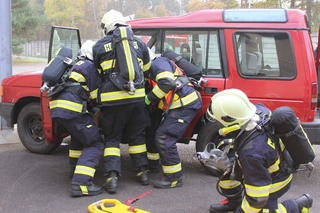  Vyprošťování řidiče z havarovaného vozidla