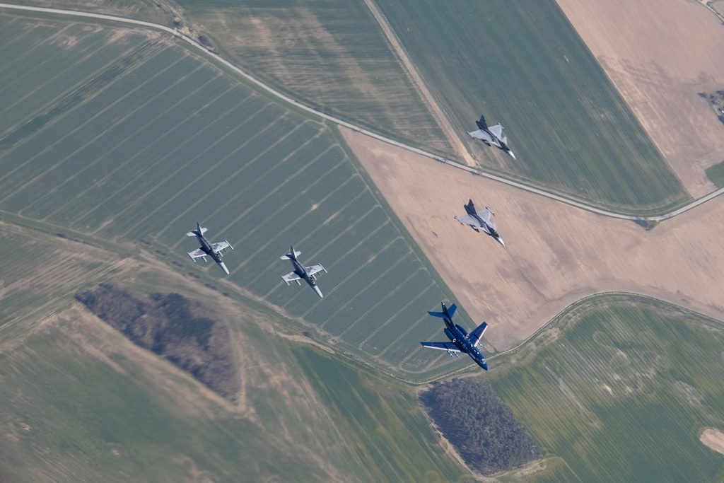  Z čáslavské základny vzlétaly letouny DA-20, JAS-39 a L-159