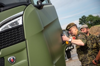  NGŠ se zajímal o využití nových tahačů Scania 