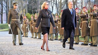 Ilustrační obrázek ke článkuMinistryně obrany Jana Černochová jednala se svým tureckým protějškem Hulusi Akarem