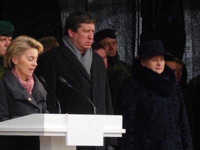 Prezidentka Litvy (vpravo) a německá ministryně obrany