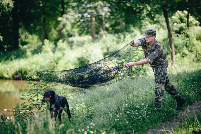 Odchyt zvěře je také součástí práce veterinářů