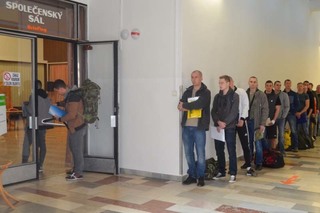  Společenským sálem prošlo 518 nováčků