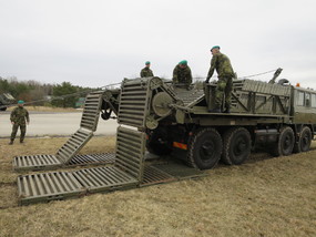 Vozovkový automobil T 815 VOZ