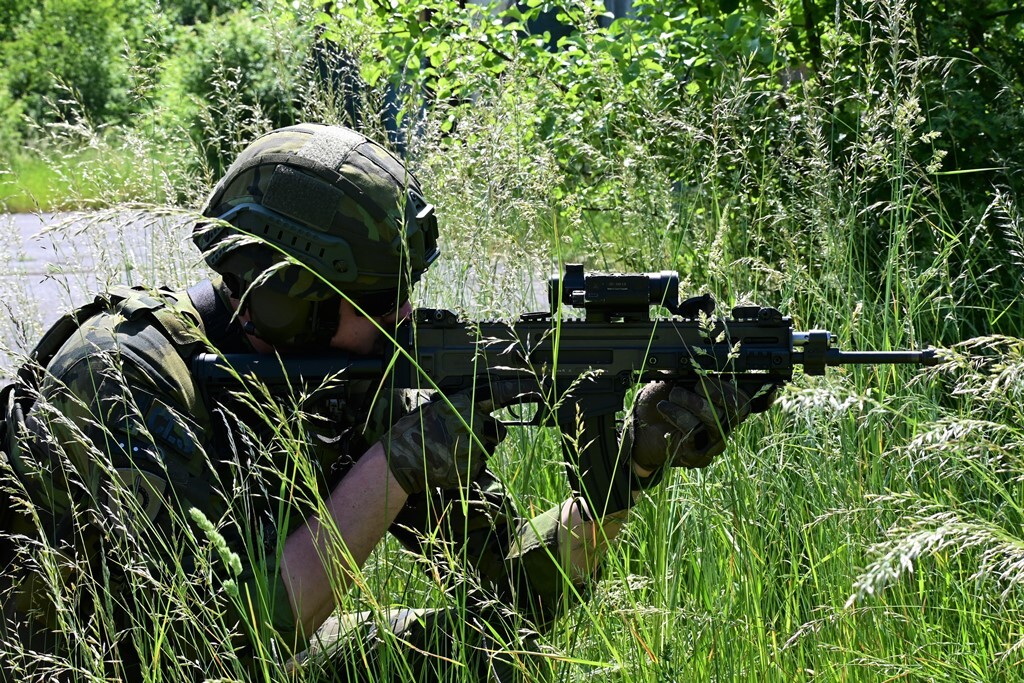Z červnového výcviku vojáků čety ochrany 141. zásobovacího praporu 