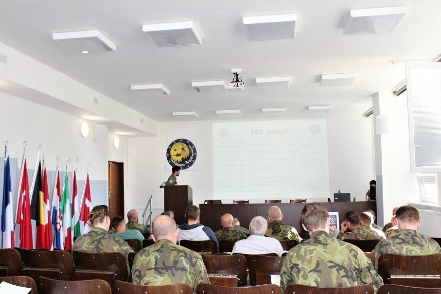  Národní část konference se uskutečnila o týden dříve
