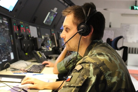 Cvičení Clear Sky zaměstnalo vojáky ztrátou spojení s pilotem i výpadkem elektřiny