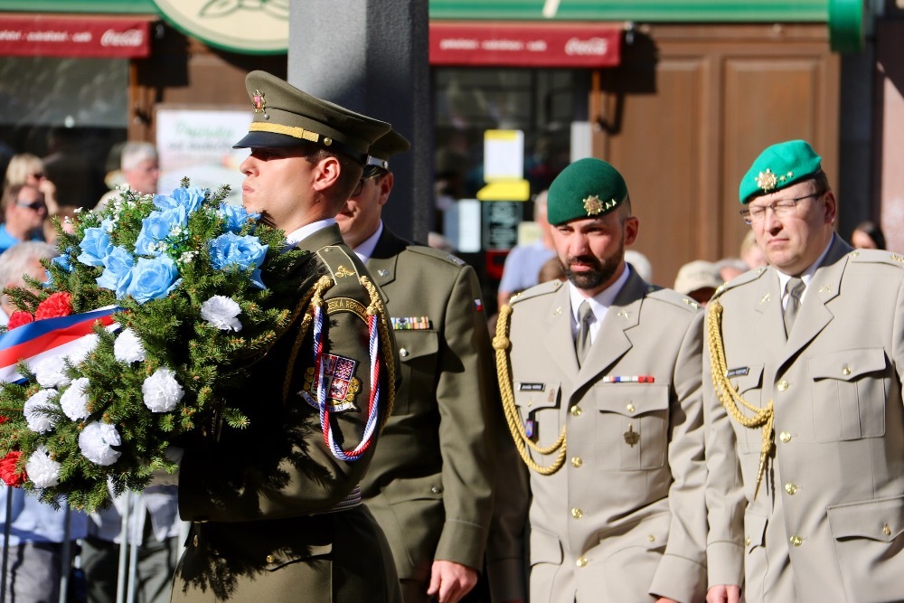 Zástupci veteránských organizací uctili památku osvoboditelů Plzně
