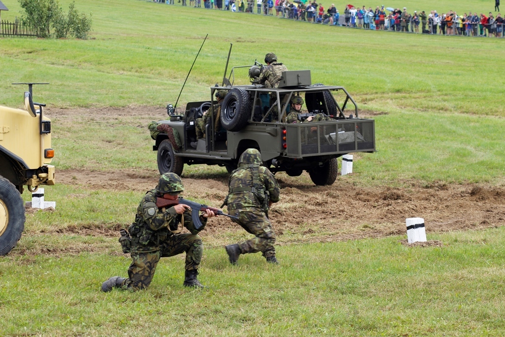 Na ukázkách AČR se podíleli příslušníci Aktivní zálohy