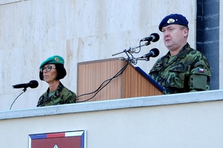 Velitel VeV-VA brigádní generál Radek Hasala pronesl text vojenské přísahy
