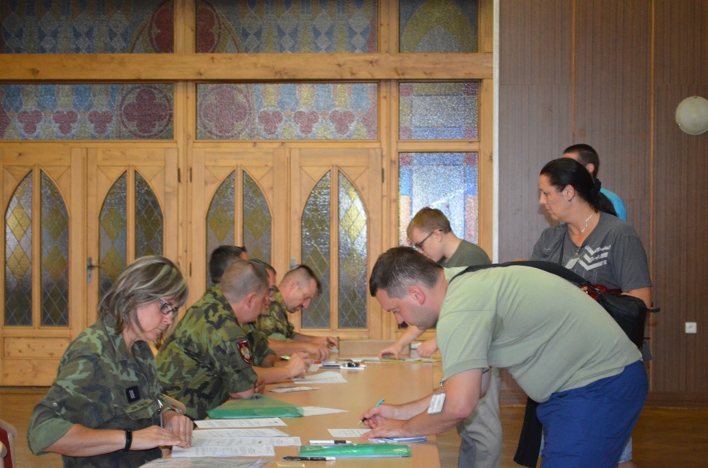 Vstupní papírové formality