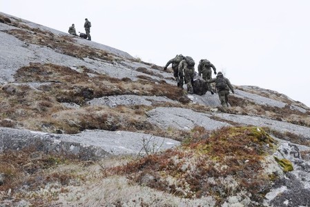 Armády NATO cvičí v Norsku, účastní se i Češi 