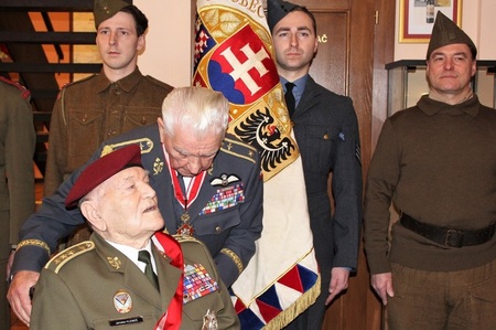  Generálové Boček a Klemeš si přáli oslavit narozeniny společně