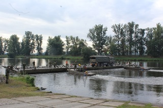Zřizování přívozového a mostového přepraviště