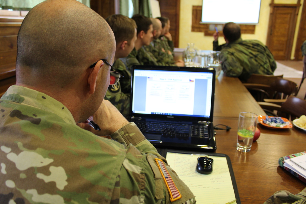Z kurzu MDMP (Military Decision Making Process - rozhodovací proces v armádě) v posádce Bechyně.