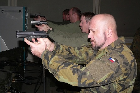 Radiotechnické vojsko porazilo soupeře na trojboji v Německu v biatlonu i metané