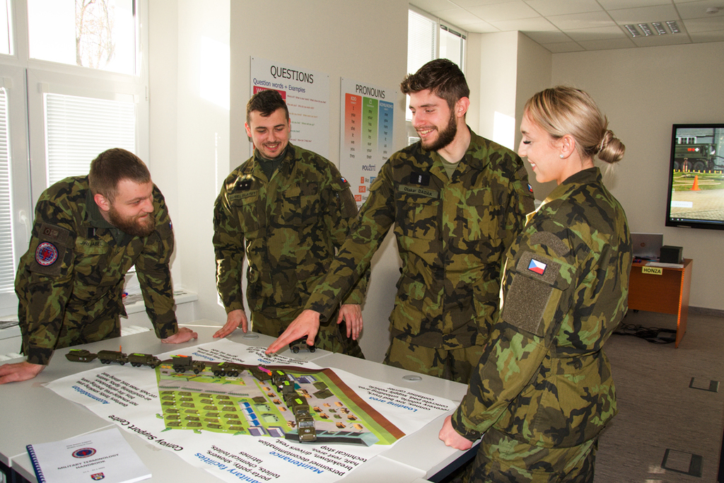 Popisování Convoy Support Centre