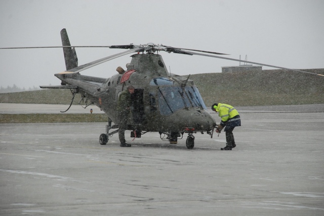  Belgické A-109 po přistání na letišti v Náměšti
