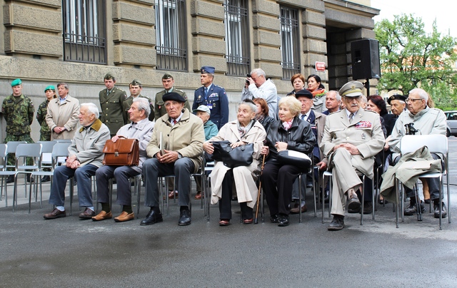 Pozvání na akci přijali i váleční veteráni a další hosté