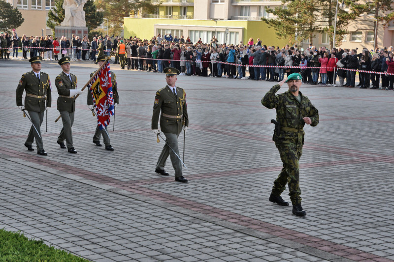 Kurz základní přípravy vyvrcholil slavnostní vojenskou přísahou