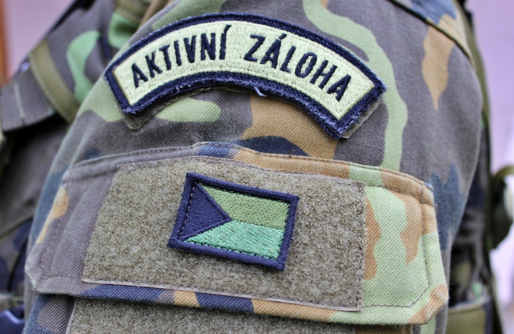  Do sestavy profesionálů byli začleněni vojáci aktivní zálohy
