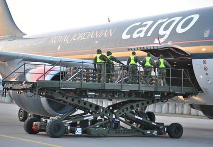 Do Jordánska odletělo sedm milionů kusů nábojů, které už česká armáda nepotřebuje