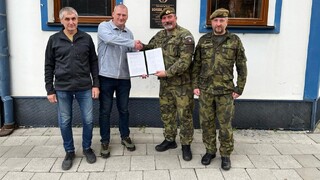Ilustrační obrázek ke článkuBochoř a Armáda ČR: Nové memorandum otevírá cestu k užší spolupráci