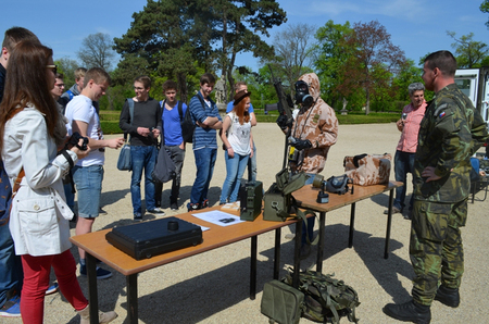 Vyškovští prezentovali AČR na Slavkovském mementu