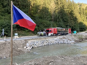 Čeští ženisté postavili v poničeném Slovinsku tři provizorní mosty