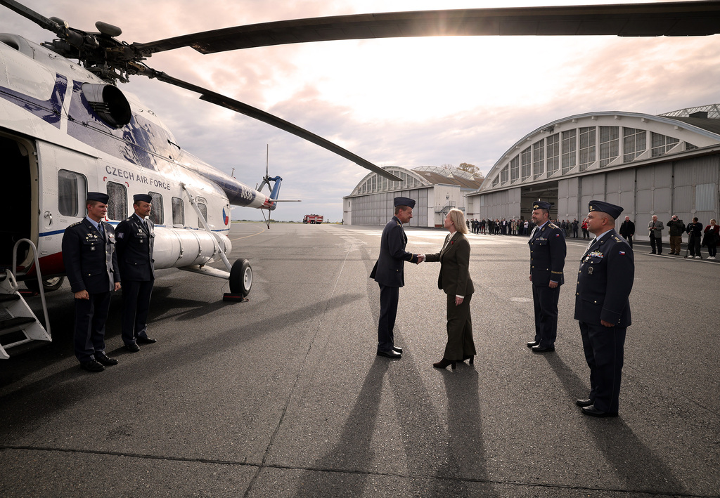 Ve Kbelích se uzavřela éra legendárních vrtulníků Mi-8