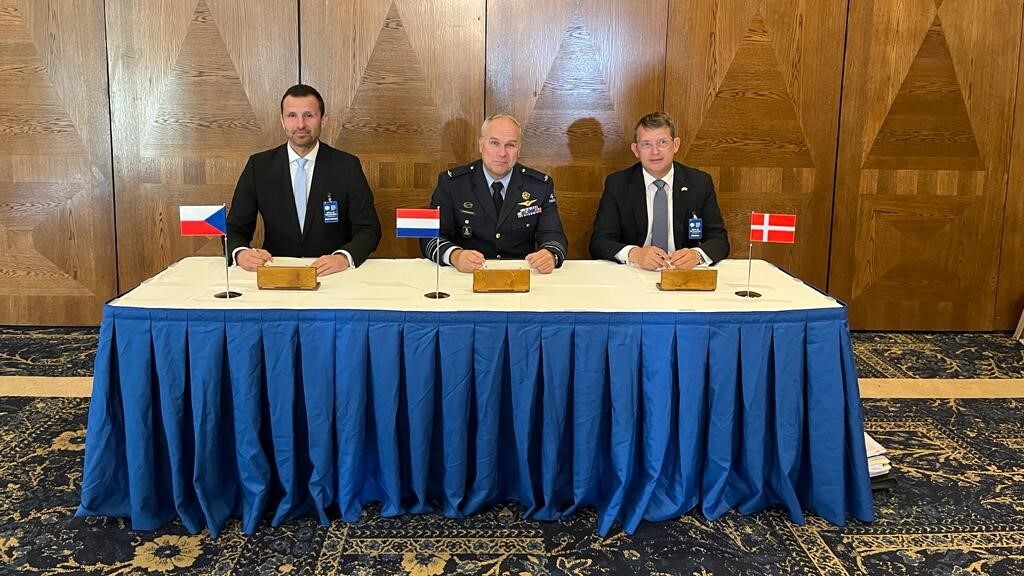 Czech Republic, Denmark and the Netherlands sealed an agreement in Ramstein on supplies of weapons to Ukraine