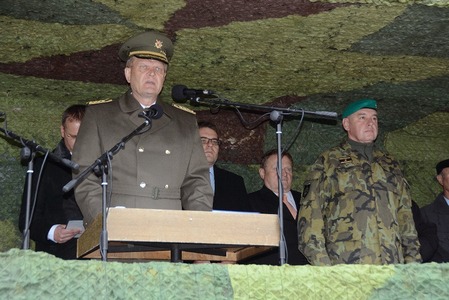  Náčelník GŠ AČR při svém projevu