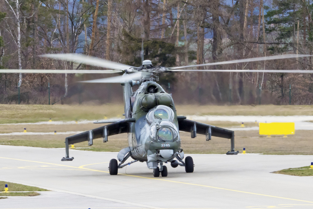 Vrtulník Mi-24 bude součástí cvičení Dark Blade 2019