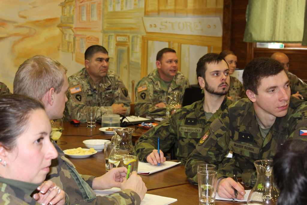 Z kurzu MDMP (Military Decision Making Process - rozhodovací proces v armádě) v posádce Bechyně.