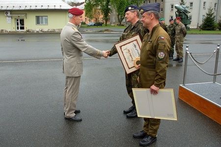 V Olomouci se s vojáky rozloučil velitel vzdušných sil