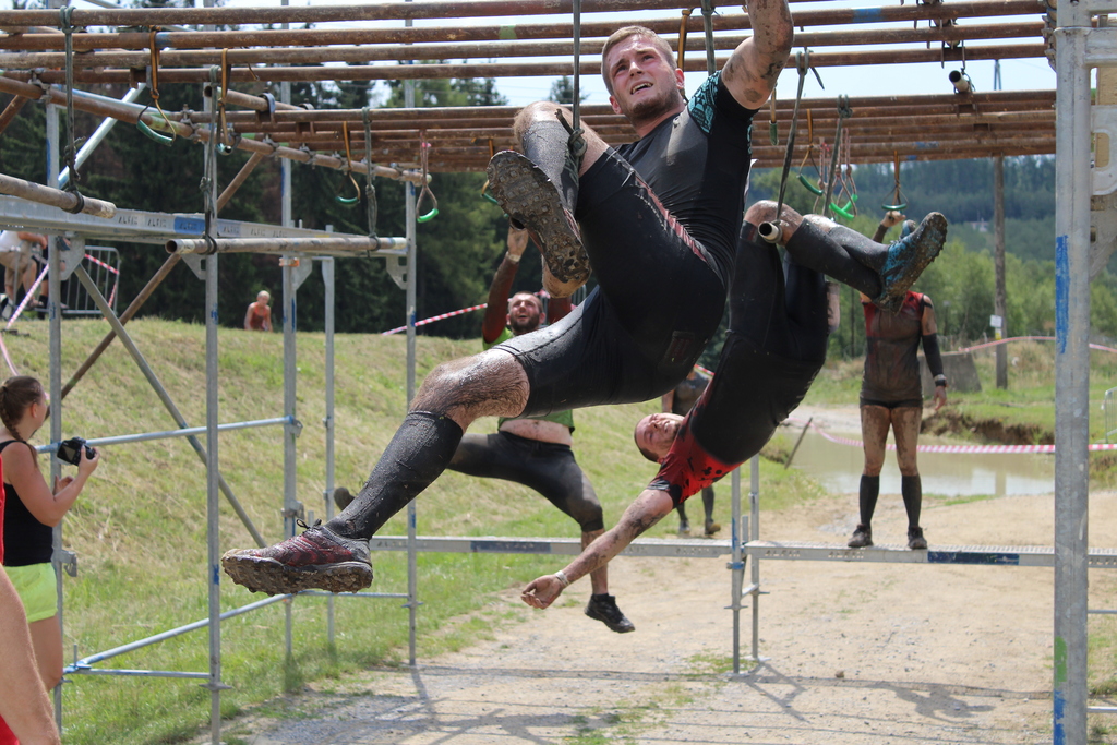 Even a few yards before the FINISH, yet another obstacle