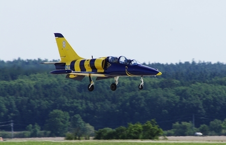 Přílety letecké techniky – litevský L-39