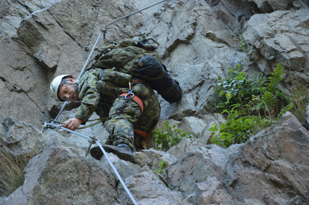  Ferrata na skalním masivu