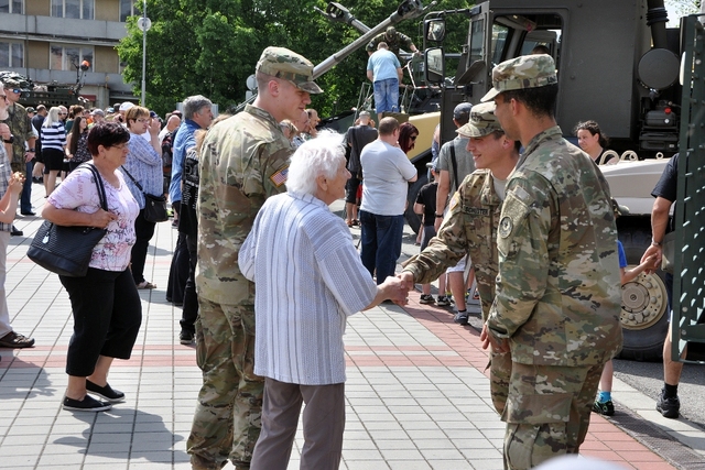 Američtí vojáci představili svoji techniku
