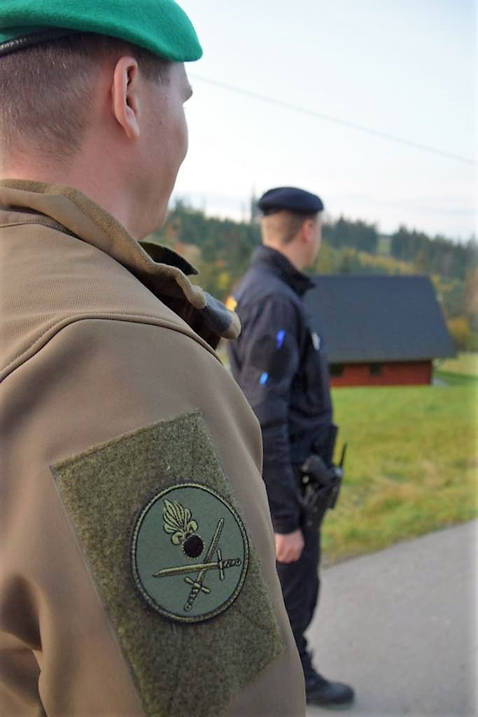 Na zelené hranici posílili Policii České republiky vojáci aktivní zálohy (Trojmezí Hrčava)