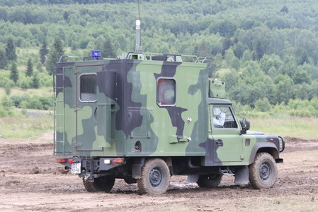 Příjezd speciální chemické techniky