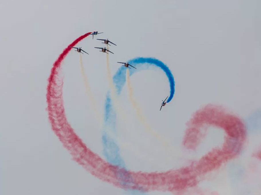  Své premiérové vystoupení bude mít na akci např. světoznámá akrobatická skupina Patrouille de France (archiv akrobatické skupiny)