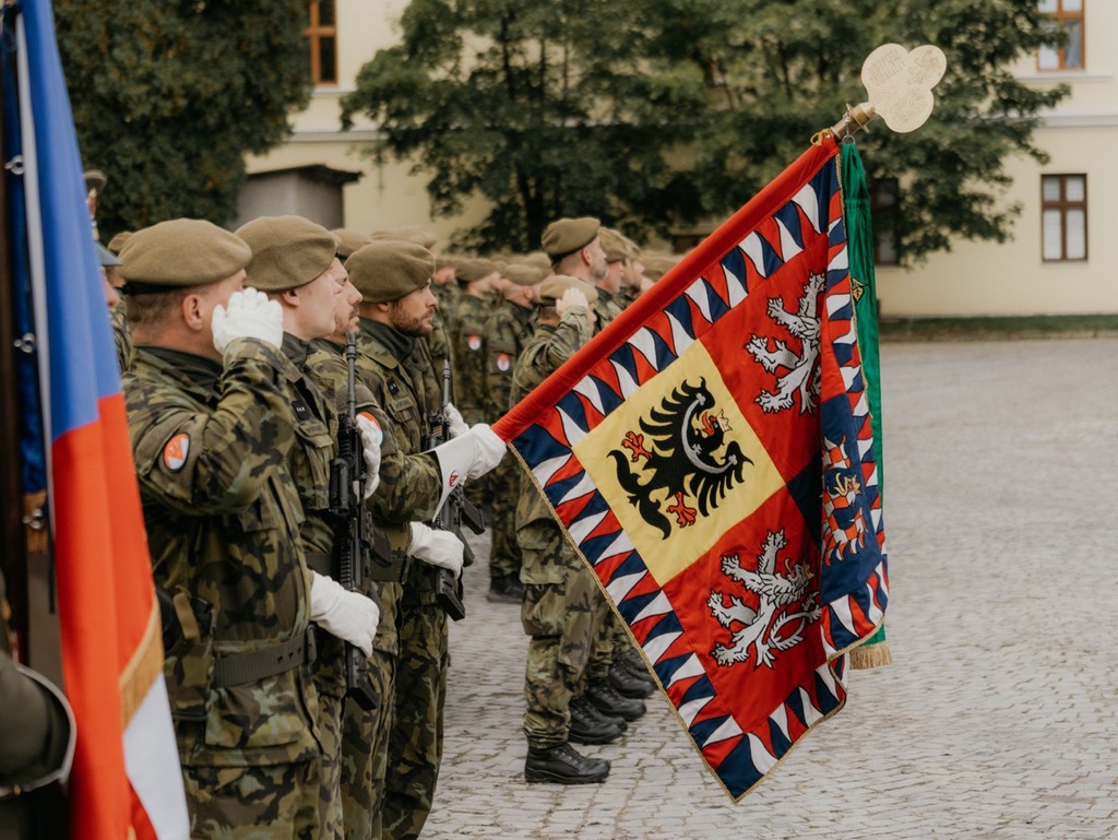 Žehnání bojového praporu 7. mechanizované brigády