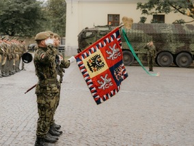 Žehnání bojového praporu 7. mechanizované brigády