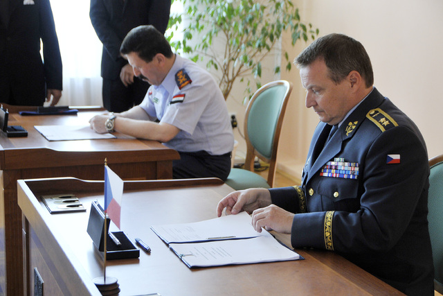 Z podpisu technického ujednání